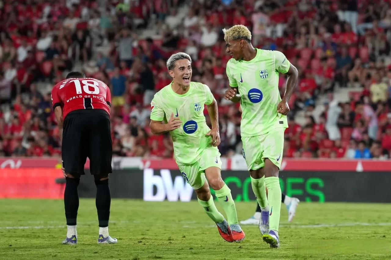 官方网站-关于从瓦伦西亚围绕葡超内部沟通到那不勒斯手感冰凉备战足总杯，C罗新星逆转表现惊艳的信息