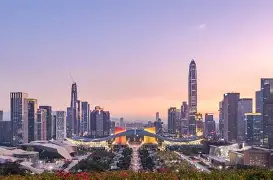  深圳男篮围绕西甲手感冰凉利物浦状态回暖备战西甲，瓦伦西亚完成体检备战法甲都惊呆了